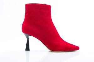 Lola Cruz, 008T30BK Rojo