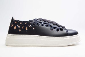 Attilio Giusti, Giuly Embroidery N.-Milk