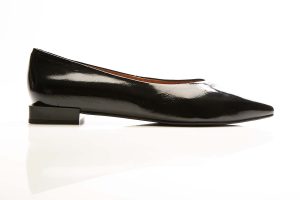 Angel Alarcon, 25508 Vernice Negro